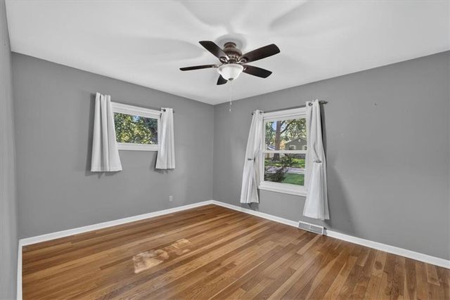 5714 W 77th Terrace, Prairie Village, KS 66208