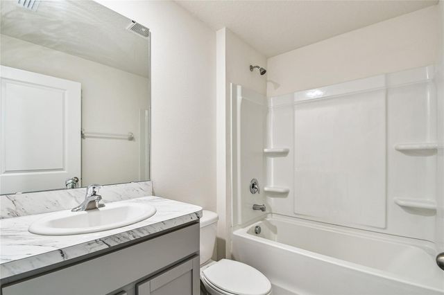 9208 MISSION BAY PLACE, Tampa, FL 33637