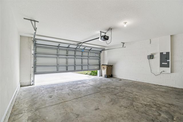 9208 MISSION BAY PLACE, Tampa, FL 33637