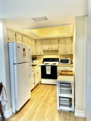 120 Lehane Terrace 309, North Palm Beach, FL 33408