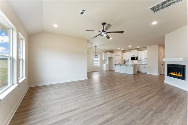 1712 Gerald Shay Road, Gentry, AR 72734
