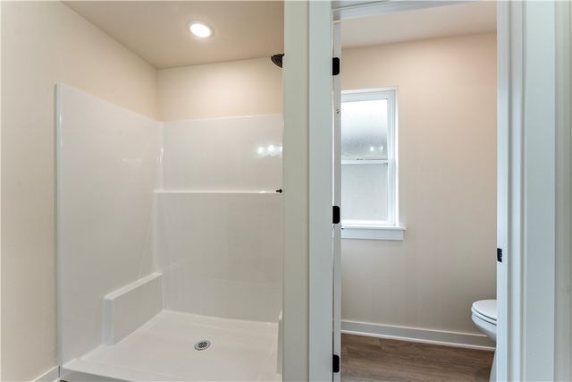 1712 Gerald Shay Road, Gentry, AR 72734