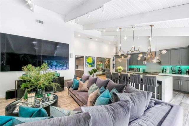 13692 Jenet, Santa Ana, CA 92705