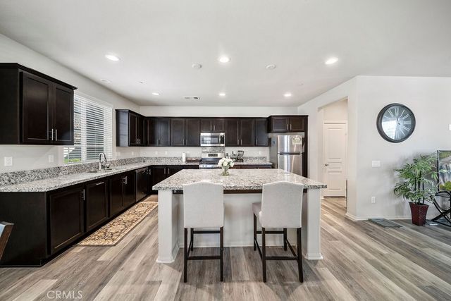 40114 Calle Real, Murrieta, CA 92563