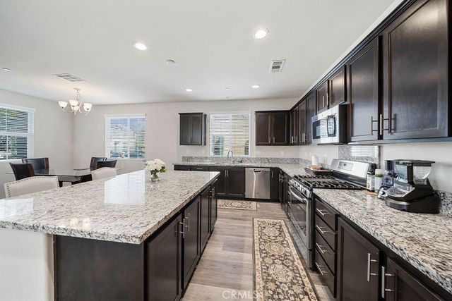 40114 Calle Real, Murrieta, CA 92563