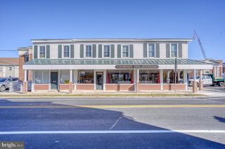 4 N BEDFORD ST, Georgetown, DE 19947