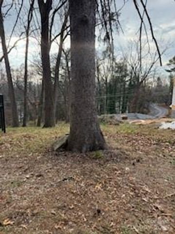 99999 Dalton Street, Asheville, NC 28803