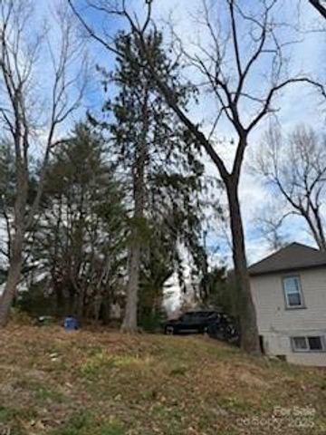 99999 Dalton Street, Asheville, NC 28803