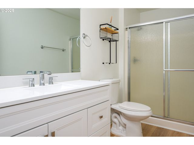 39380 AMHERST St, Sandy, OR 97055