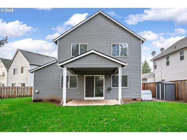 39380 AMHERST St, Sandy, OR 97055