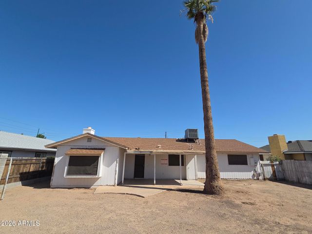3855 W GREENWAY Road, Phoenix, AZ 85053