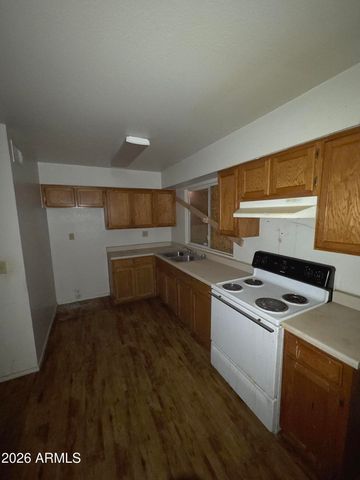 3855 W GREENWAY Road, Phoenix, AZ 85053