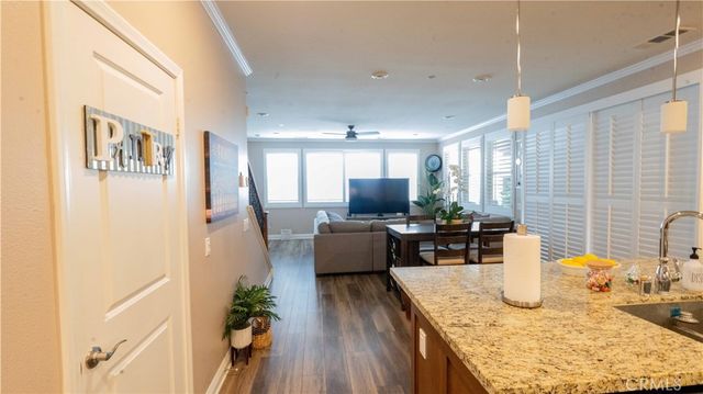 20544 Galloway, Canyon Country, CA 91350