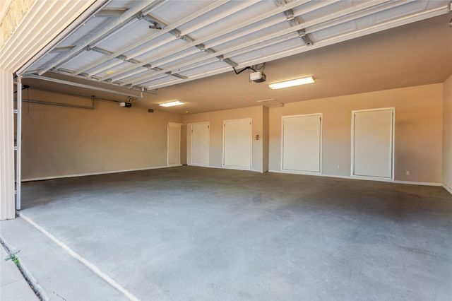 11918 Riek Road, Krum, TX 76249