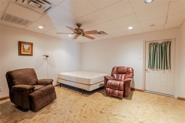 11918 Riek Road, Krum, TX 76249