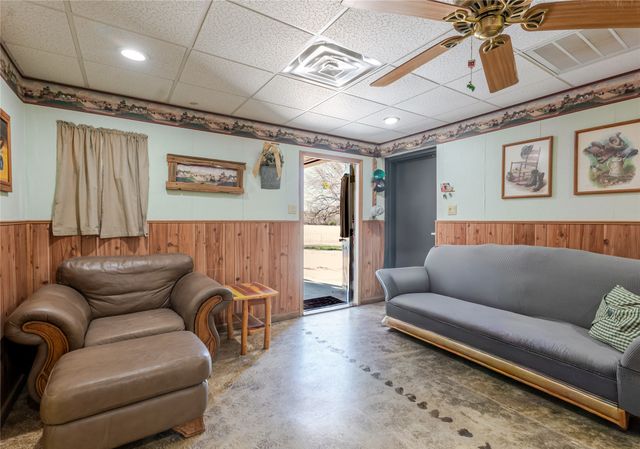 11918 Riek Road, Krum, TX 76249