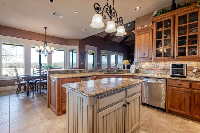 11918 Riek Road, Krum, TX 76249