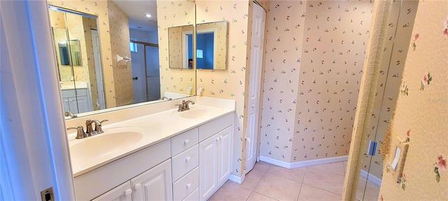 6834 FAIRVIEW TERRACE 6834, Bradenton, FL 34203