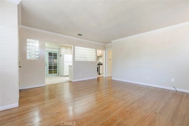 10706 Rhodesia Ave., Sunland, CA 91040