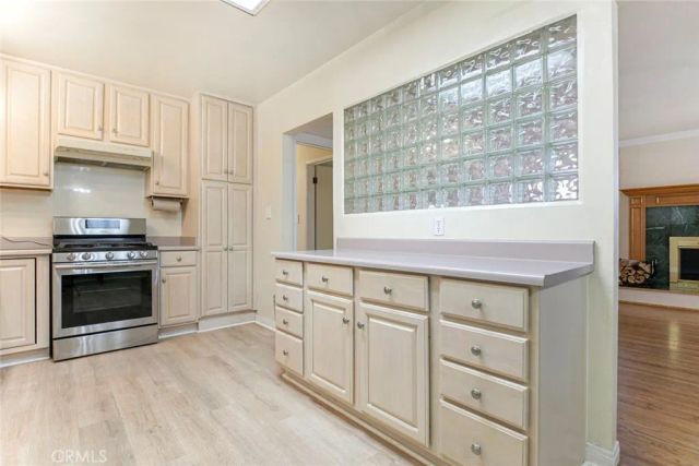 10706 Rhodesia Ave., Sunland, CA 91040