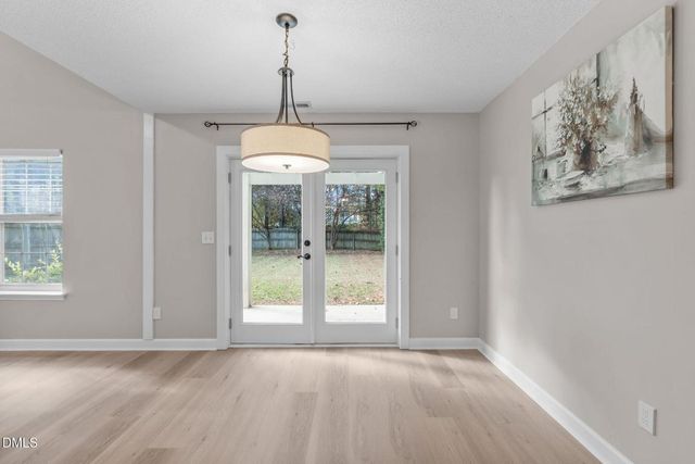 201 Adefield Lane, Holly Springs, NC 27540