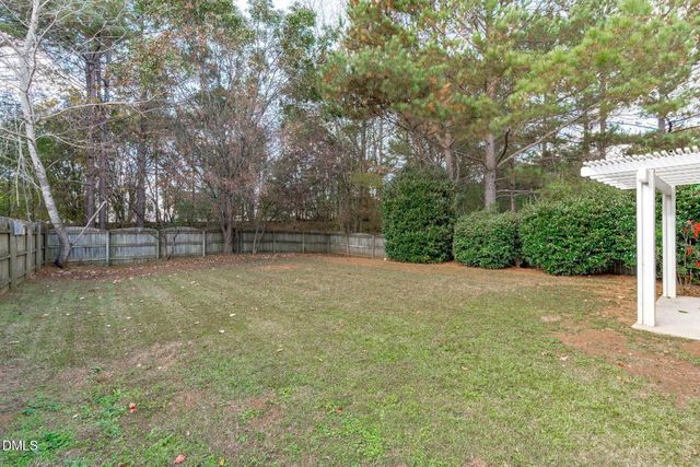 201 Adefield Lane, Holly Springs, NC 27540