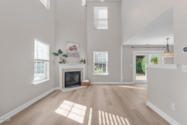 201 Adefield Lane, Holly Springs, NC 27540