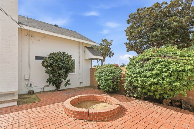 15729 Hesse, La Mirada, CA 90638