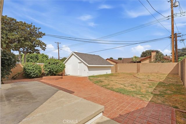 15729 Hesse, La Mirada, CA 90638
