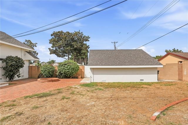15729 Hesse, La Mirada, CA 90638