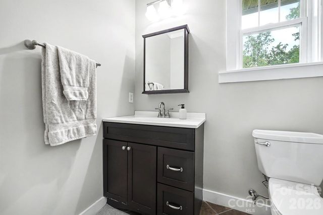 1733 Matheson Avenue B, Charlotte, NC 28205