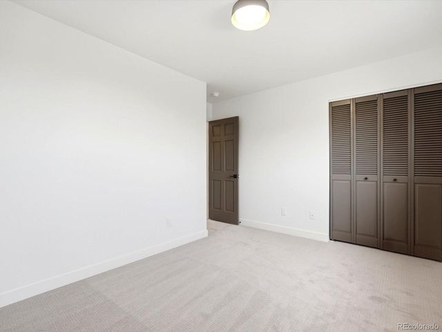 7209 Secrest Ct, Arvada, CO 80007