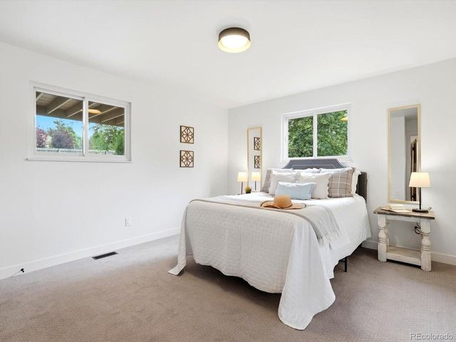 7209 Secrest Ct, Arvada, CO 80007