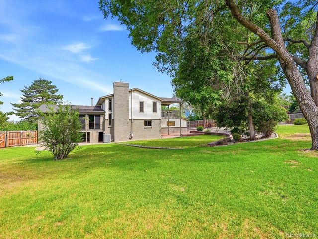 7209 Secrest Ct, Arvada, CO 80007