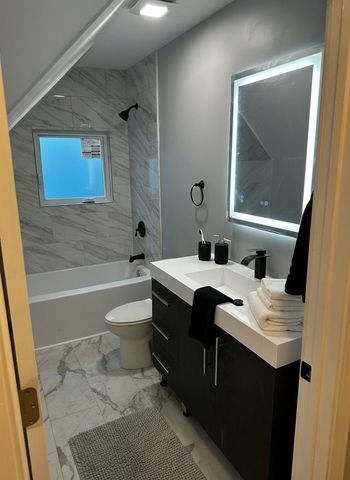 62 W 113th Street, Chicago, IL 60628