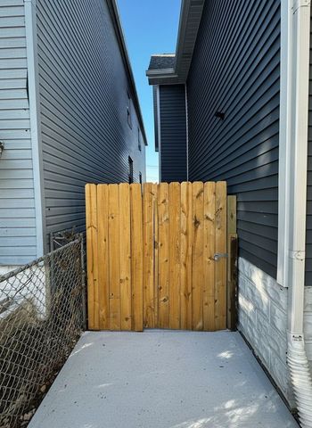 62 W 113th Street, Chicago, IL 60628