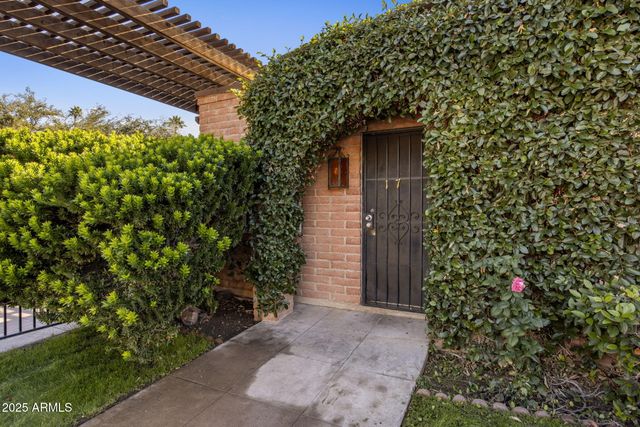 3002 N 32ND Street 17, Phoenix, AZ 85018