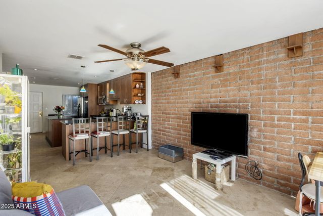 3002 N 32ND Street 17, Phoenix, AZ 85018