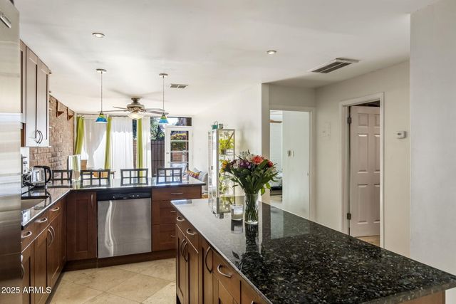 3002 N 32ND Street 17, Phoenix, AZ 85018