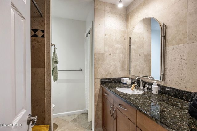 3002 N 32ND Street 17, Phoenix, AZ 85018