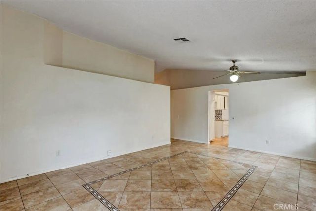 2627 E Avenue Q15, Palmdale, CA 93550