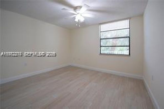 1713 Whitehall Drive 302, Davie, FL 33324