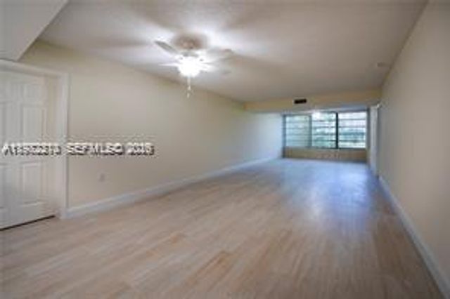 1713 Whitehall Drive 302, Davie, FL 33324