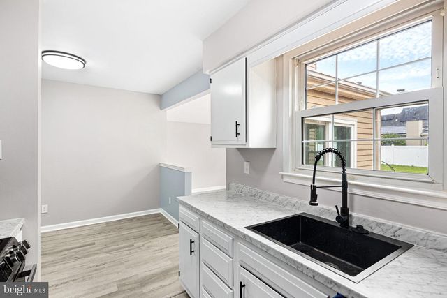 22 ARGYLE AVE, Blackwood, NJ 08012