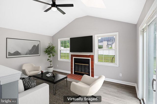 22 ARGYLE AVE, Blackwood, NJ 08012