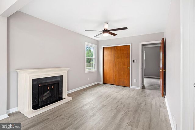 22 ARGYLE AVE, Blackwood, NJ 08012