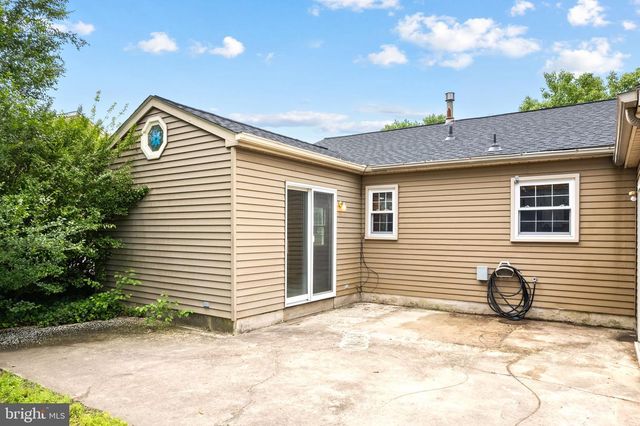 22 ARGYLE AVE, Blackwood, NJ 08012