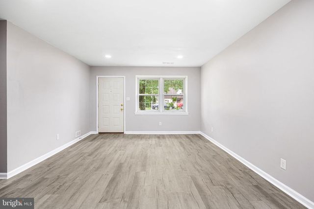 22 ARGYLE AVE, Blackwood, NJ 08012