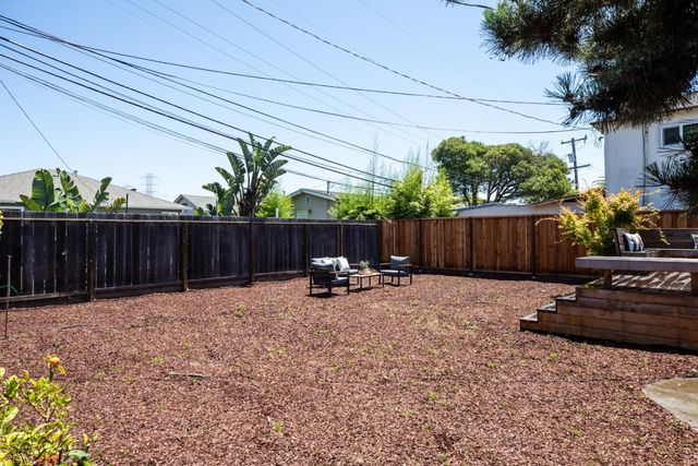 418 N Kingston Street, San Mateo, CA 94401