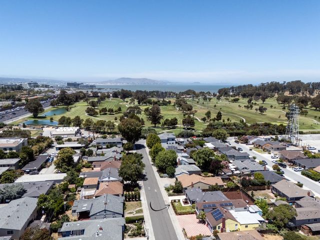 418 N Kingston Street, San Mateo, CA 94401